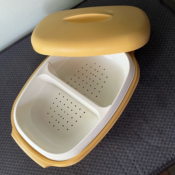Tupperware Other - Tupperware Harvest Gold Microwave Steamer - Server